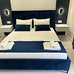 Hotel Stonevilla Buta Himarë