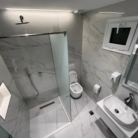 Stonevilla Buta 히마레