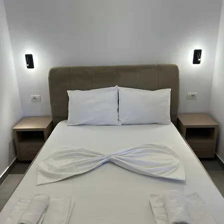 Hotel Stonevilla Buta 3*