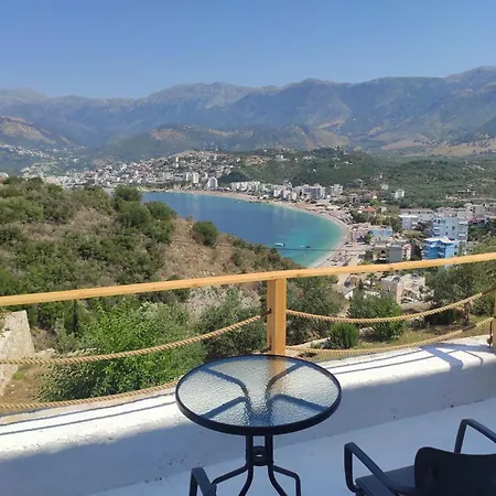 Stonevilla Buta 3* Himare