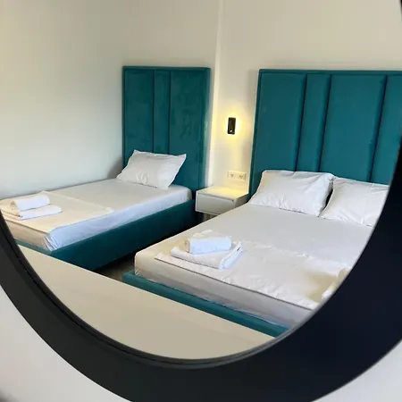 Stonevilla Buta 3* Himare