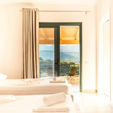 Hotel Stonevilla Buta 3*