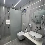 Stonevilla Buta ヒマラ