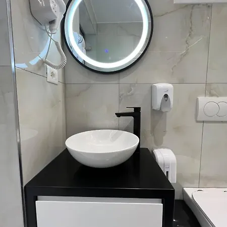 Stonevilla Buta Himare