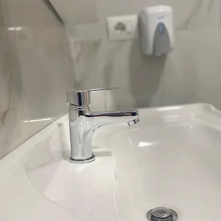 Hotel Stonevilla Buta Himarë