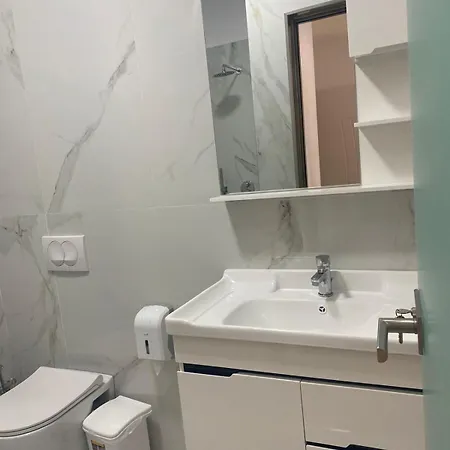 Stonevilla Buta Himarë