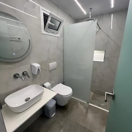 Stonevilla Buta Himare