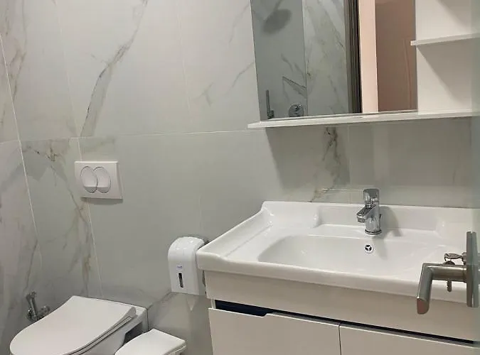 Stonevilla Buta Hotel Himarë