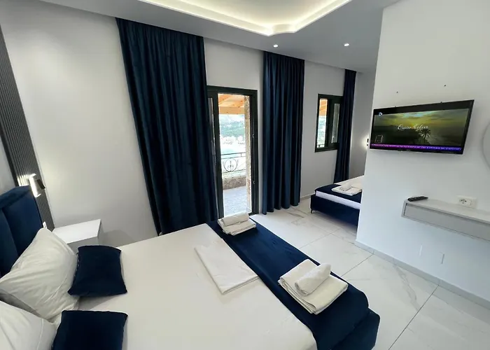 Hotel Stonevilla Buta 3*