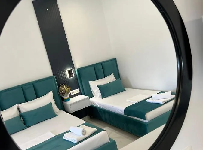 Stonevilla Buta Hotel