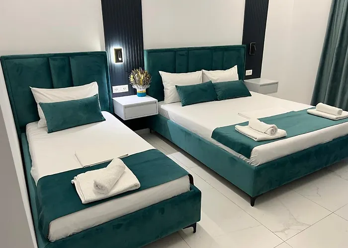 Hotel Stonevilla Buta 3*