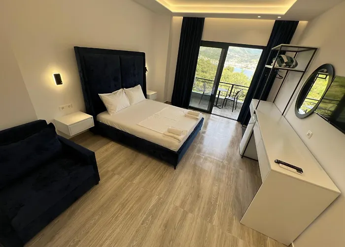 Stonevilla Buta Hotel Himarë