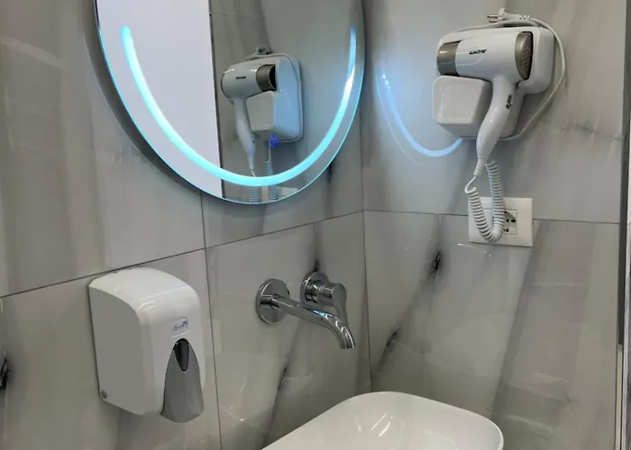 Hotel Stonevilla Buta